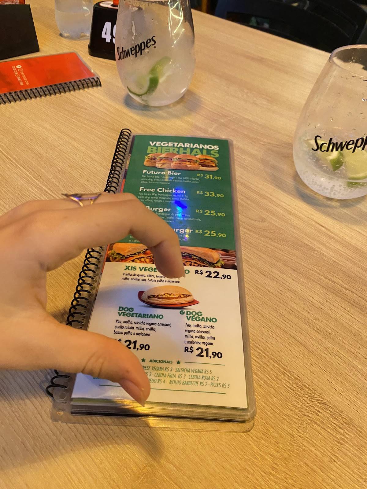 BierHals Lanches меню
