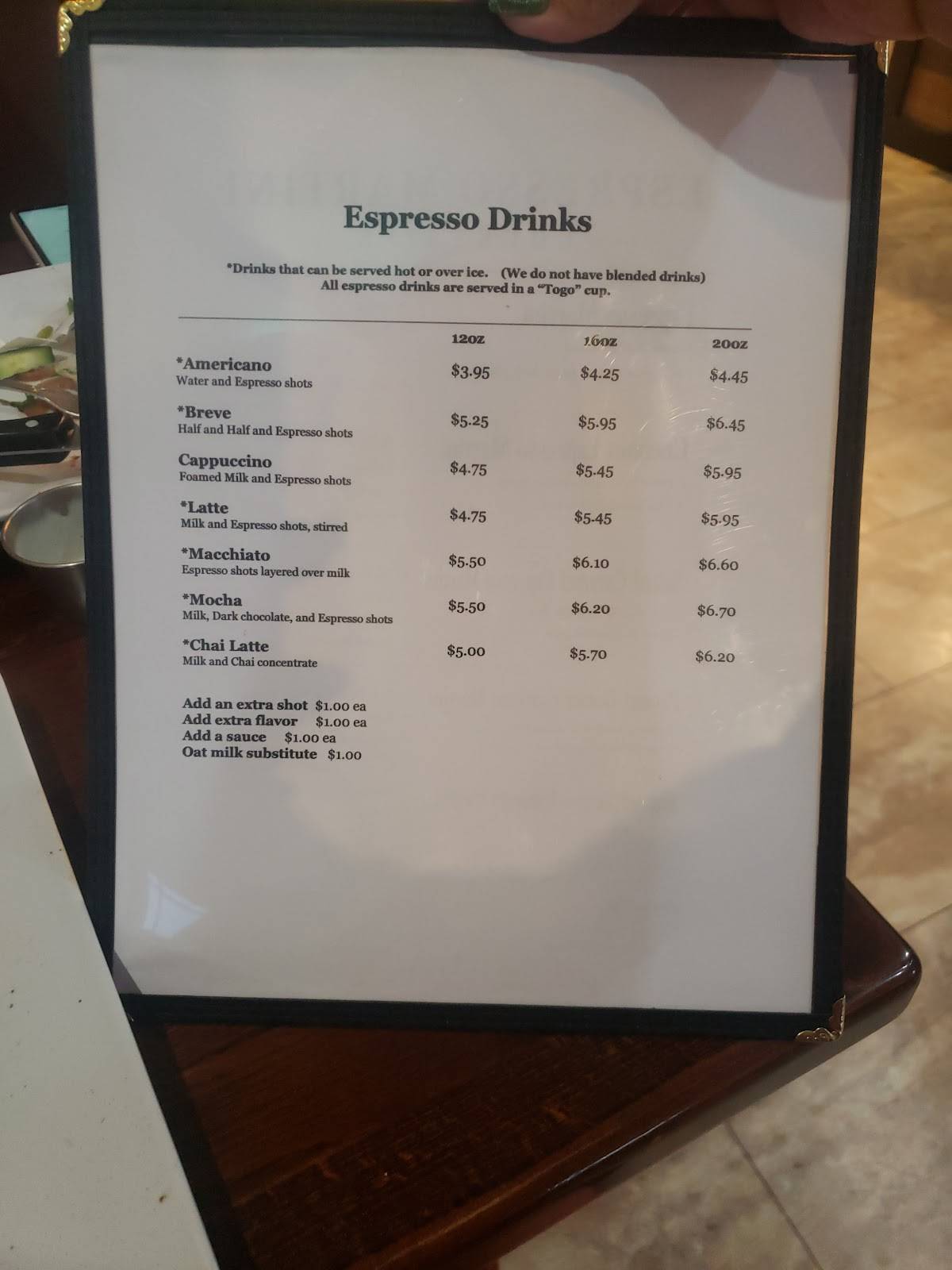 Bulldog Diner & Growlers Pub меню
