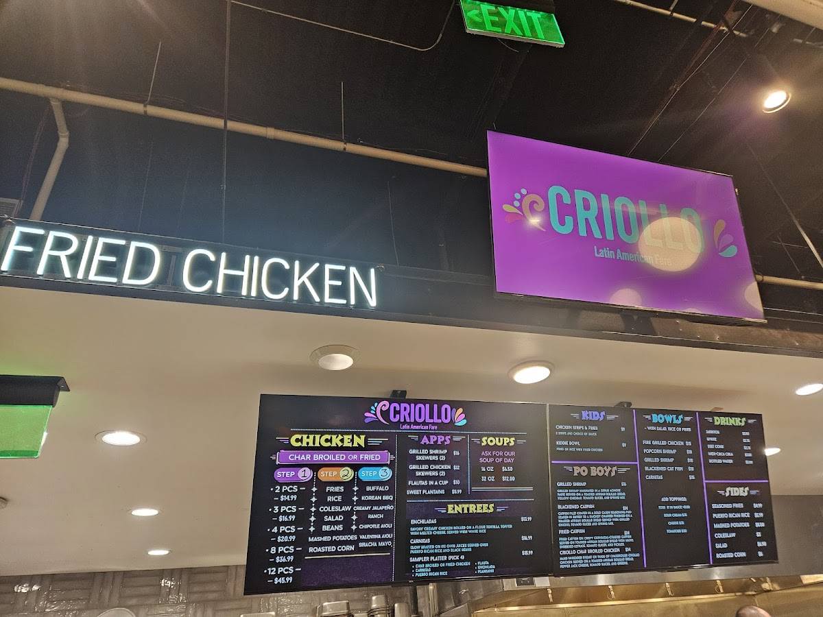 Criollo Latin American Fare & Rotisserie Chicken меню