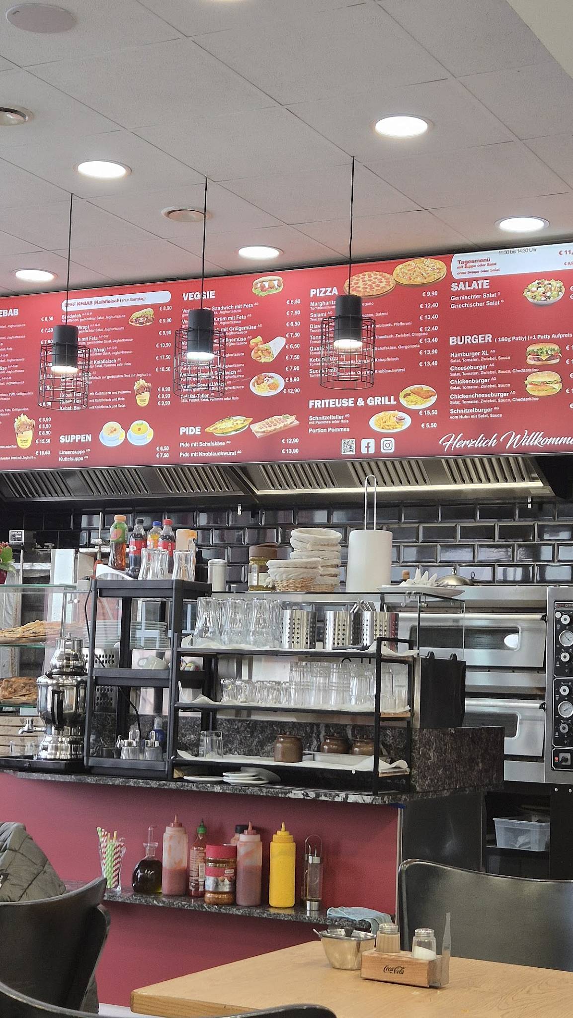 Derman Innsbruck Kebab Burger Pizza меню