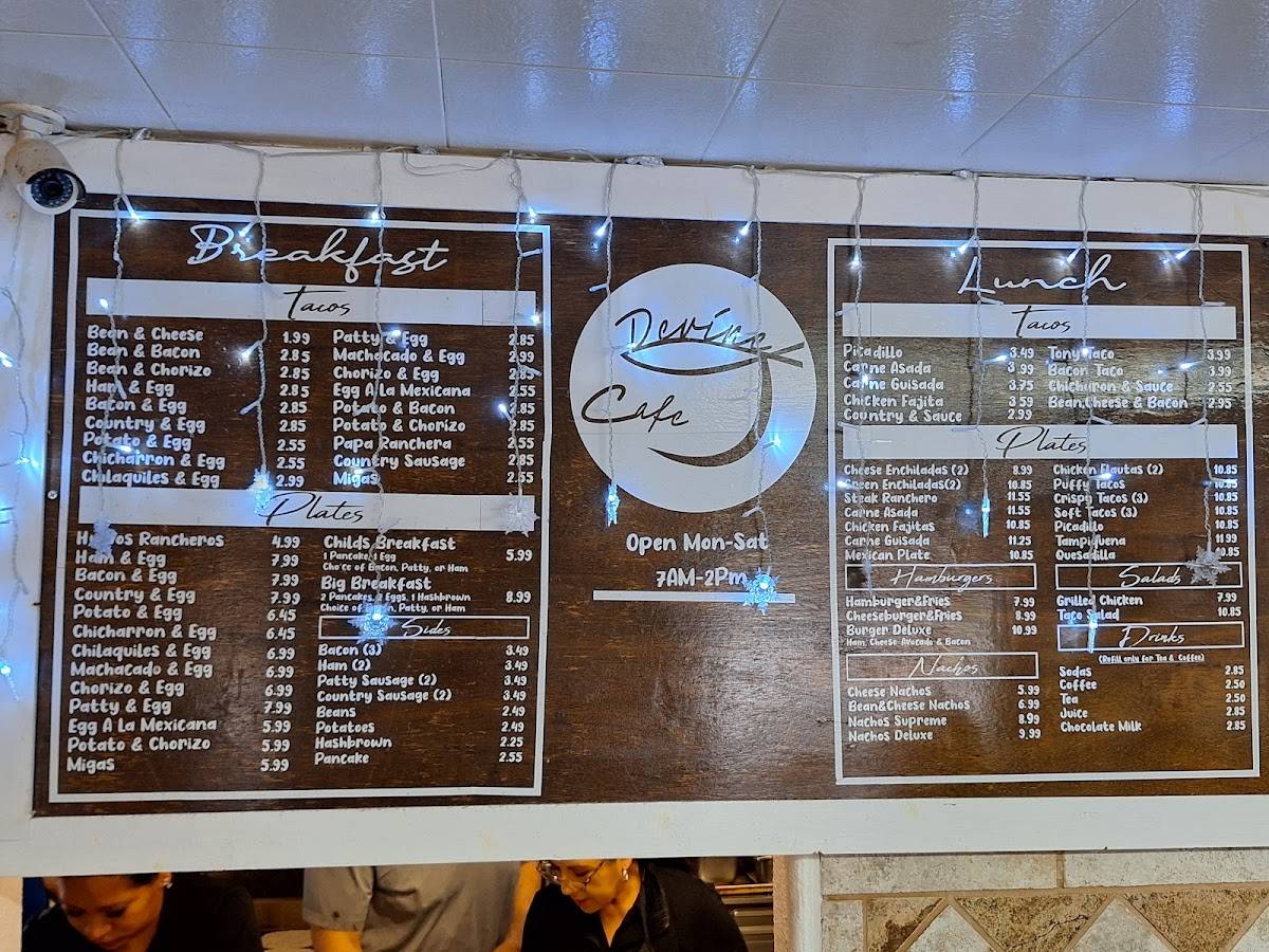 Devine Cafe меню