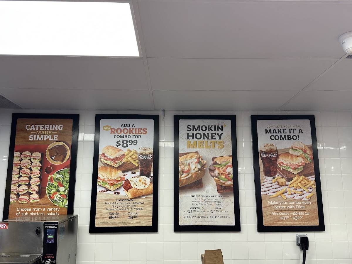 Firehouse Subs Goderich Courthouse Square меню