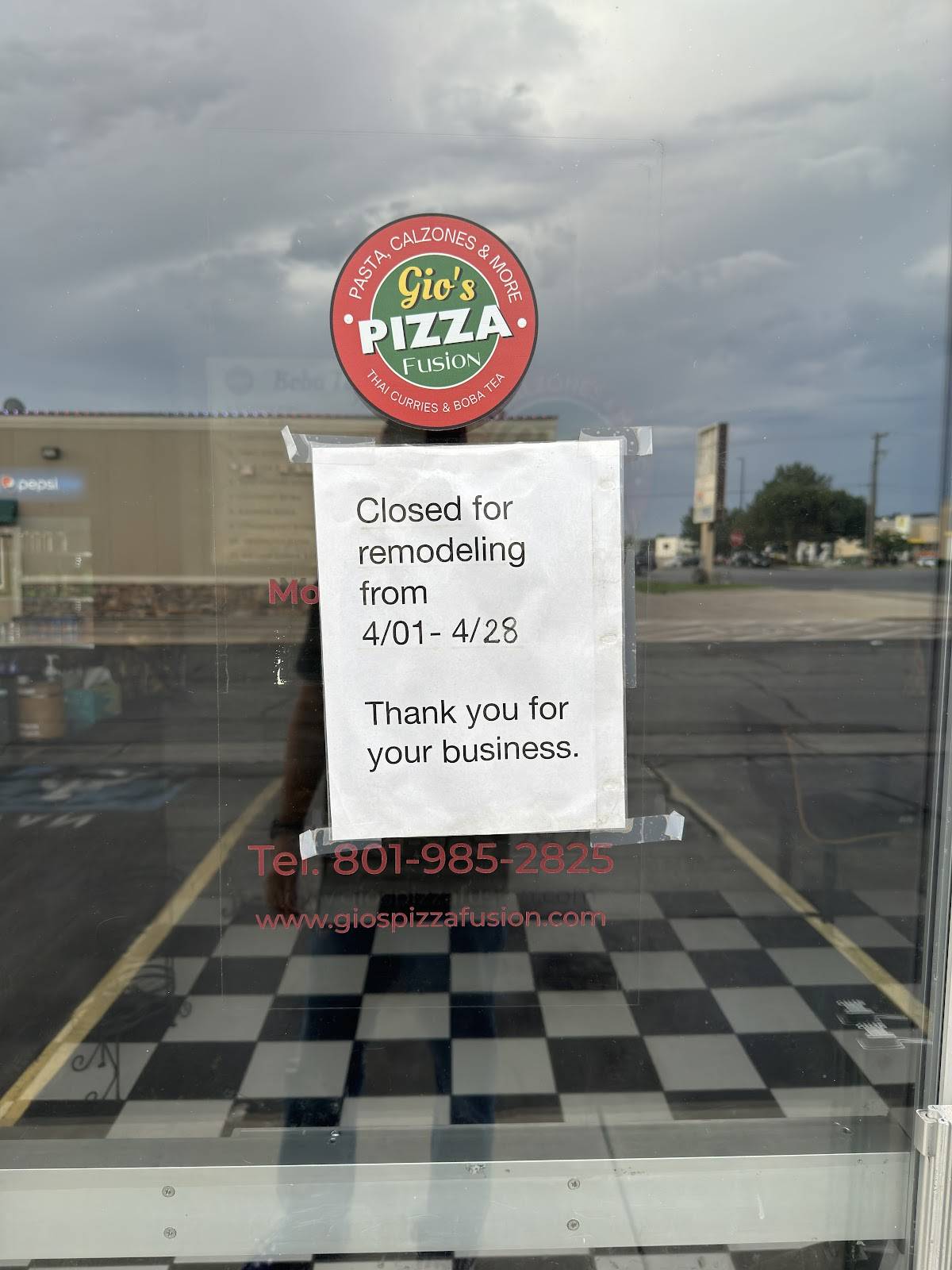 Gio's Pizza & Pho Fusion меню
