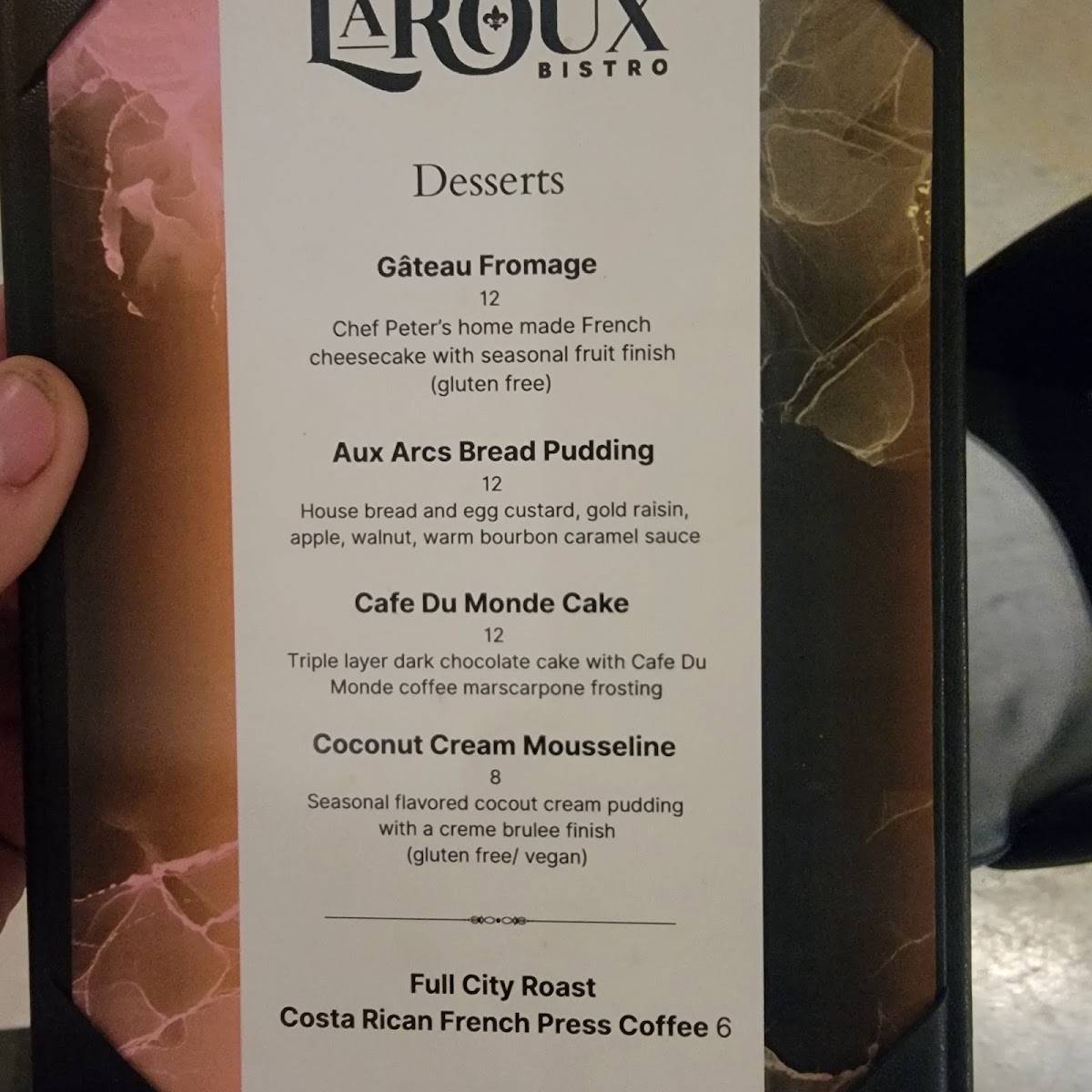 La Roux Bistro меню