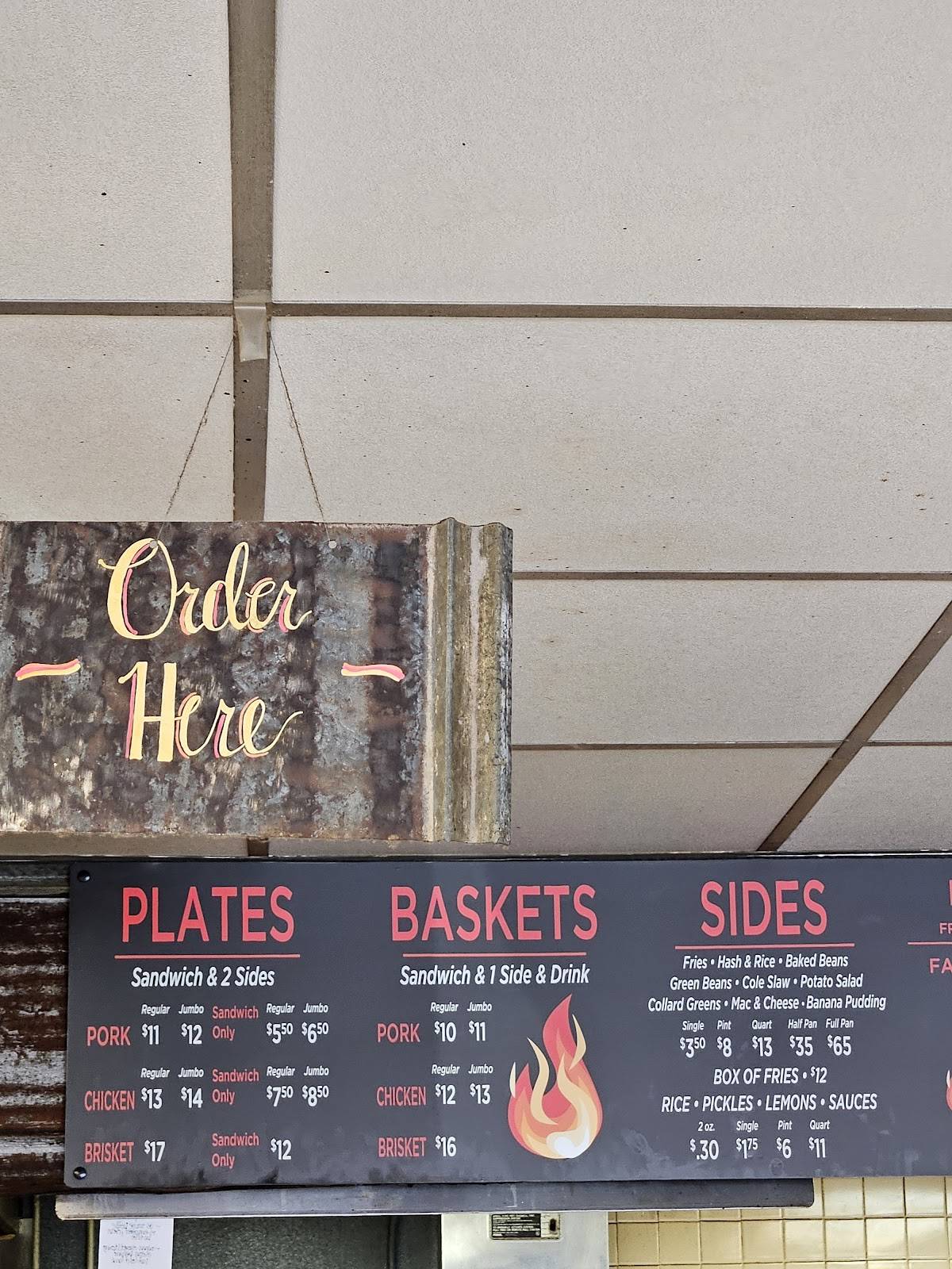 Mot’s Pit Cooked Barbeque меню