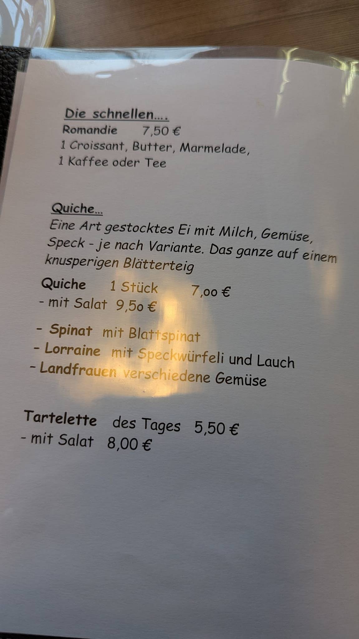 Café Winzig меню