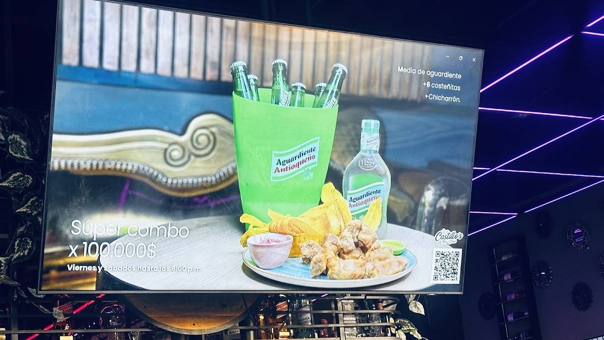 Lico Castillo’s Bar Store меню