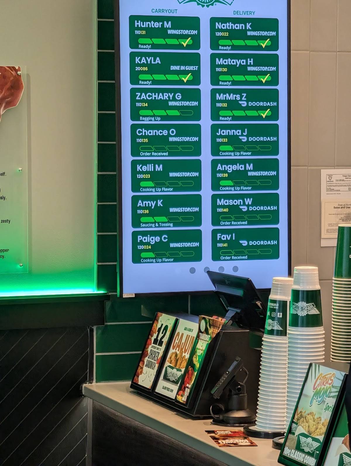 Wingstop меню