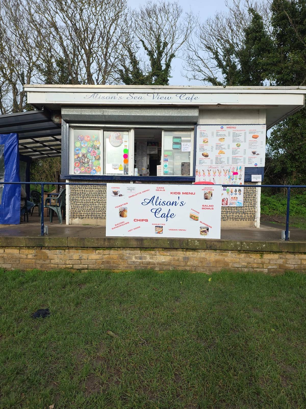 Alison's Sea View Cafe меню