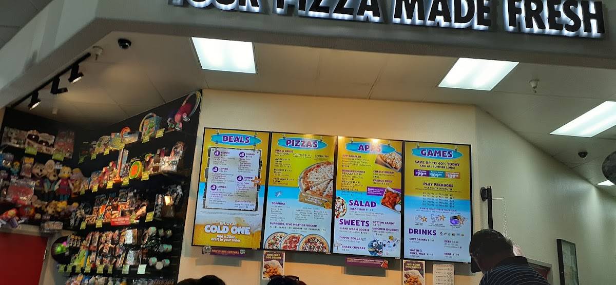 Chuck E. Cheese меню