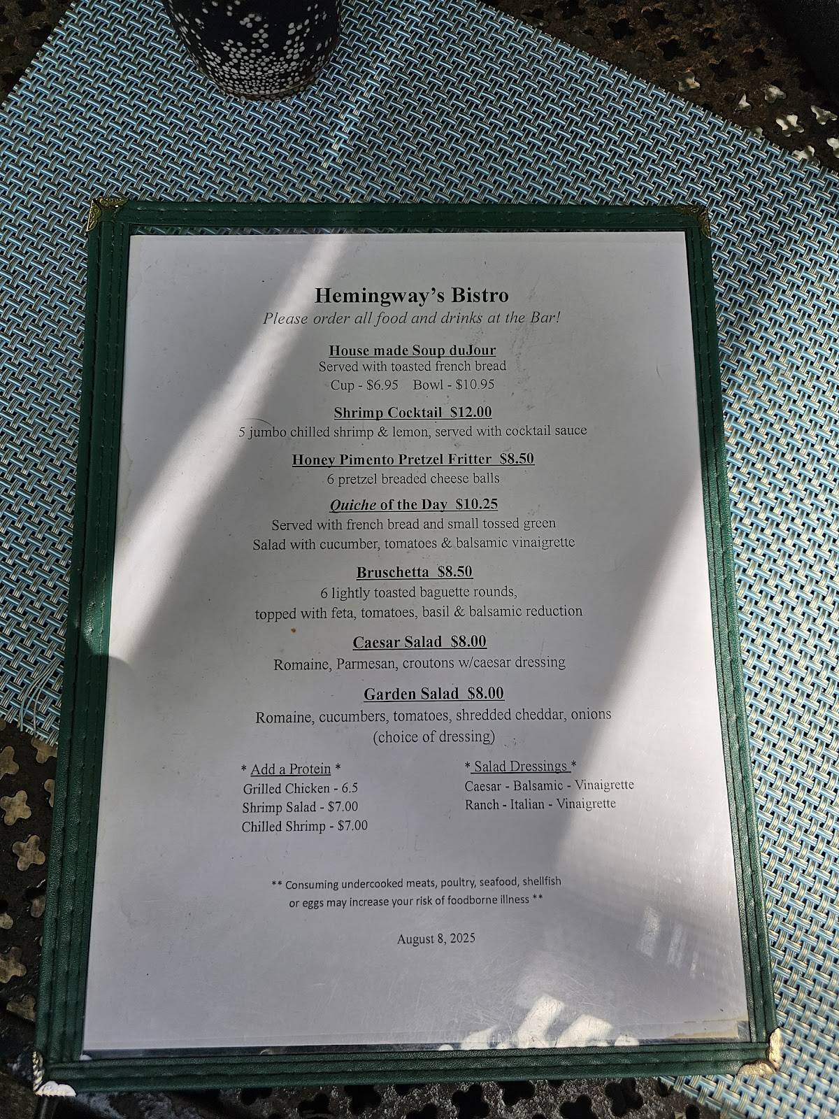 Hemingway's Bistro меню