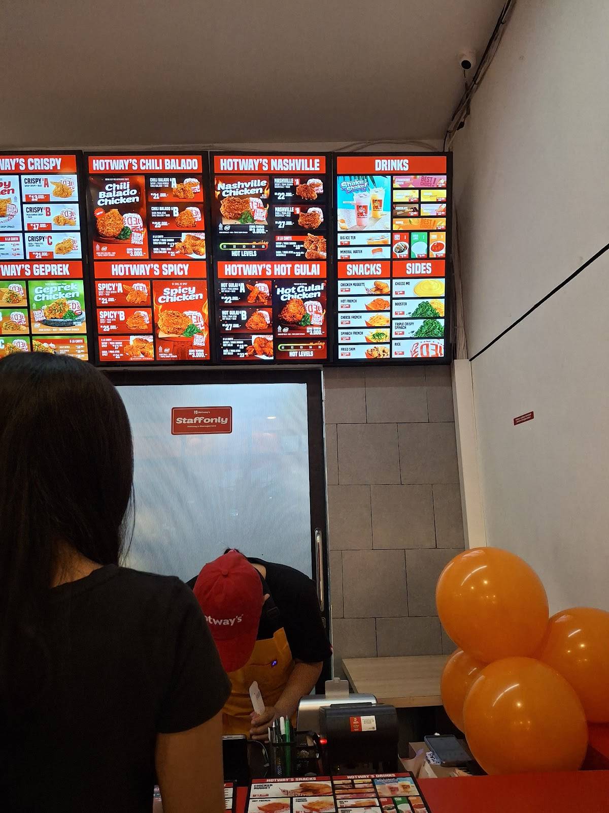 Hotway's Chicken Bitung меню