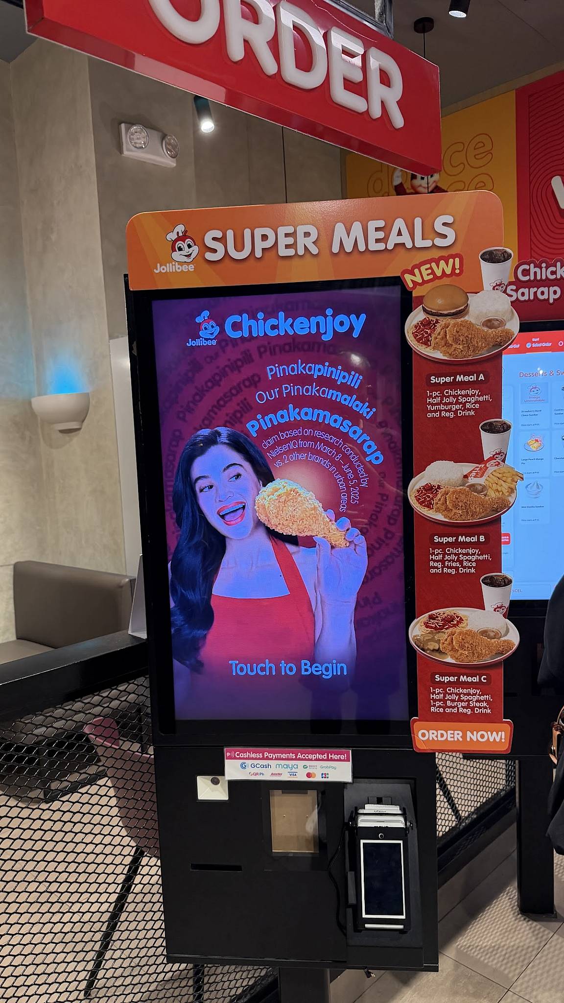 Jollibee Eton Santa Rosa меню