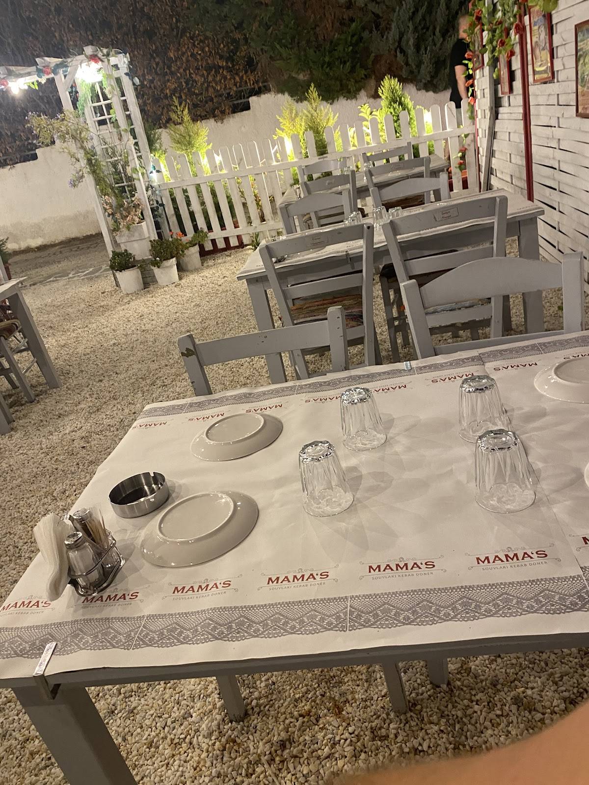 Mamas Grill House меню