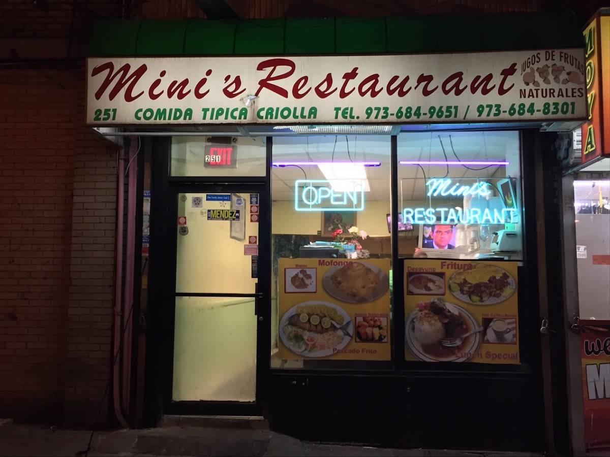 Mini's Restaurant меню