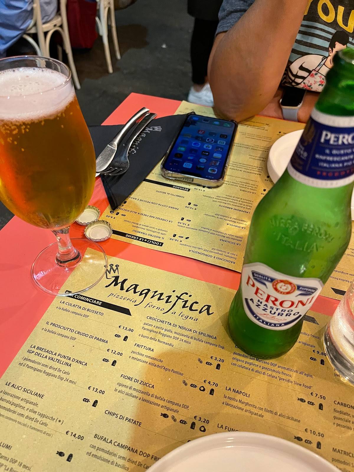 Pizzeria Magnifica меню