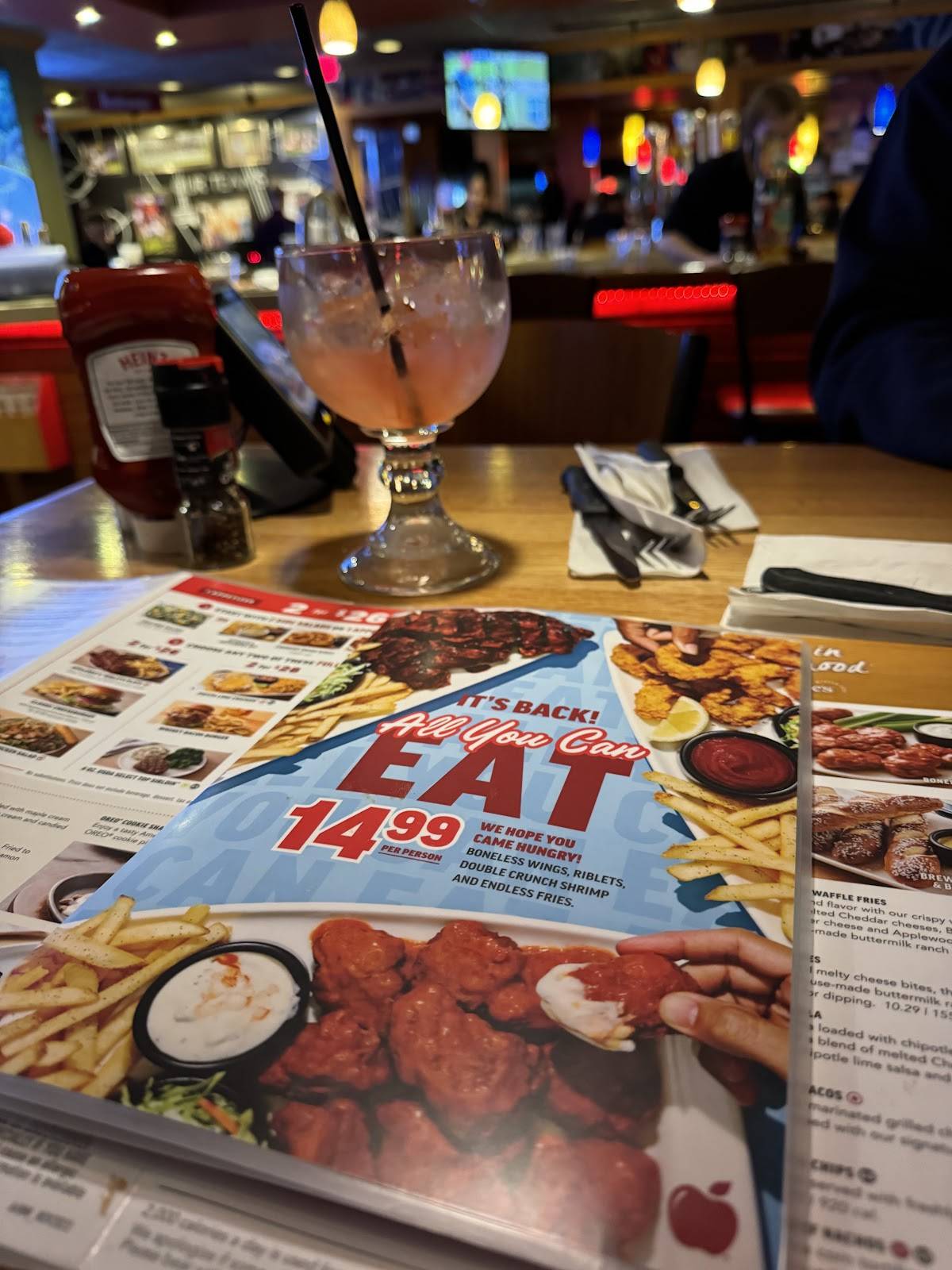 Applebee's Grill + Bar меню