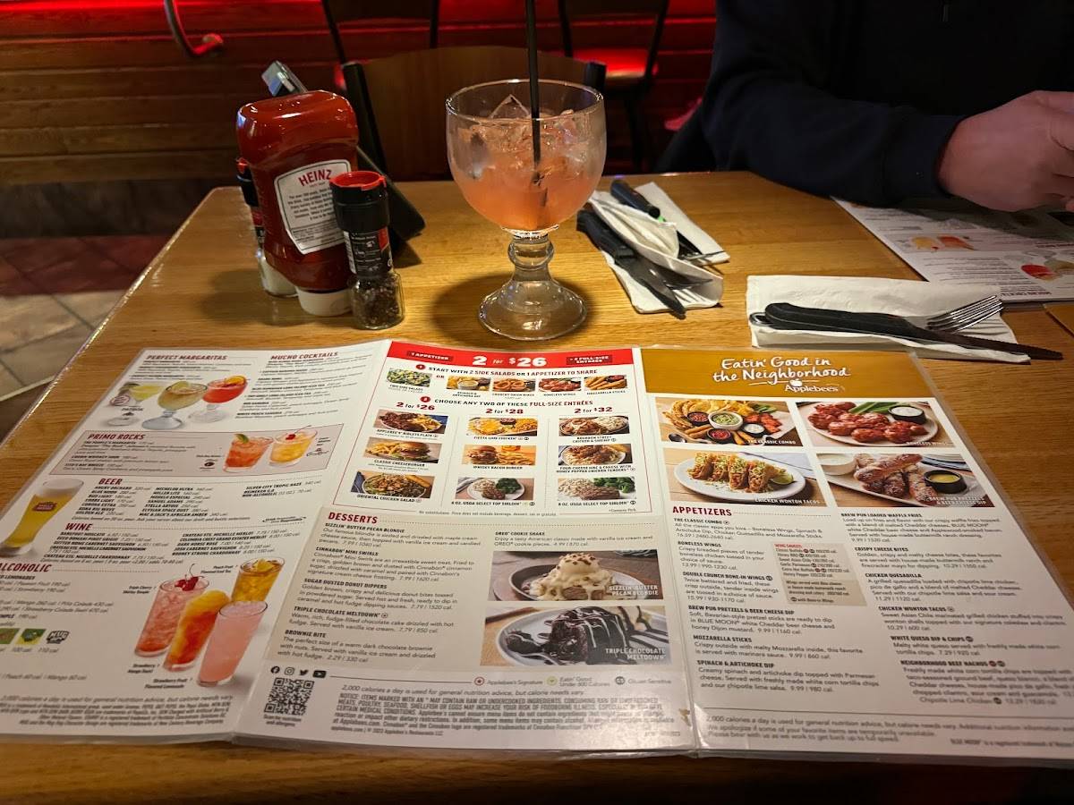 Applebee's Grill + Bar меню