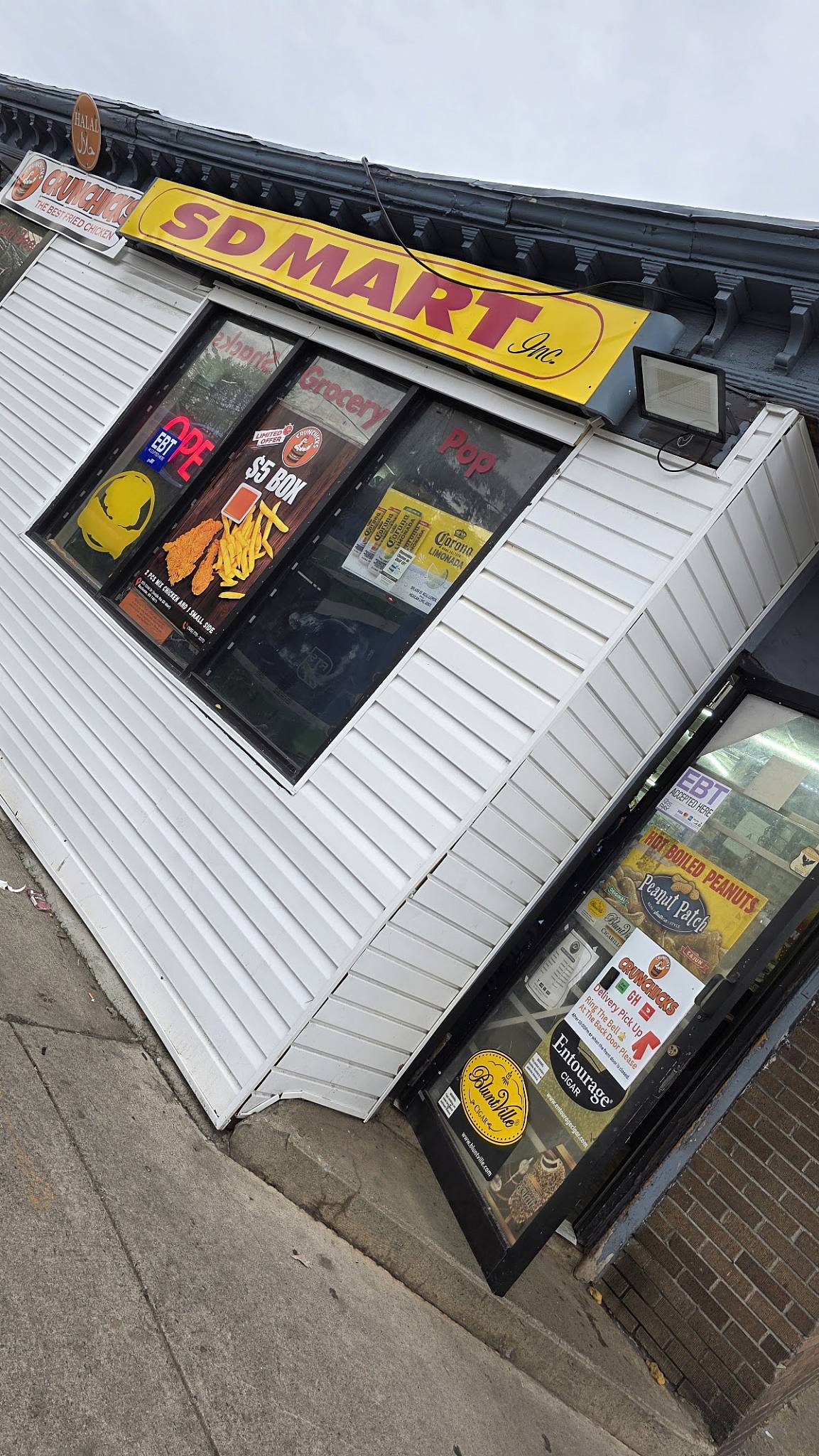 CRUNCHICKS( The Best Halal Fried Chicken, Crunchy Shawarma, gyro and Chicken over rice)) меню