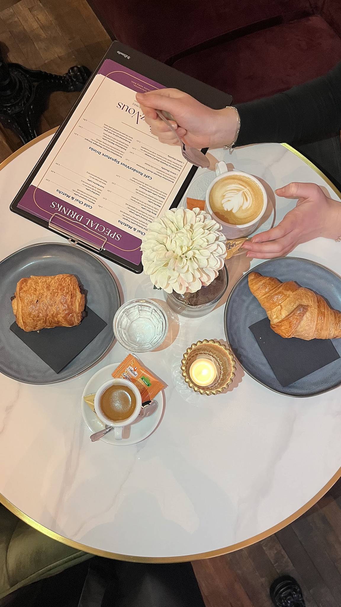 Café RendezVous меню