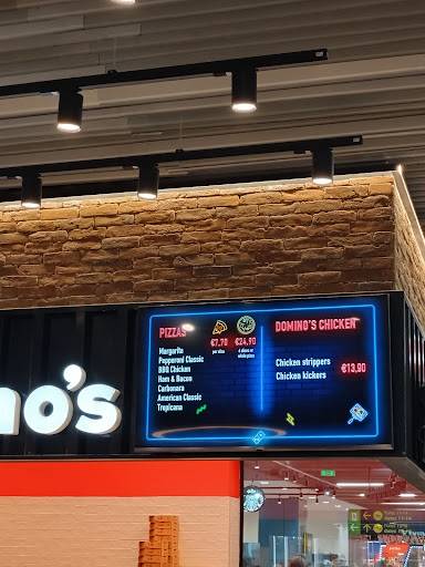 Demis Suomalainen Baari Ravintola Karaoke меню