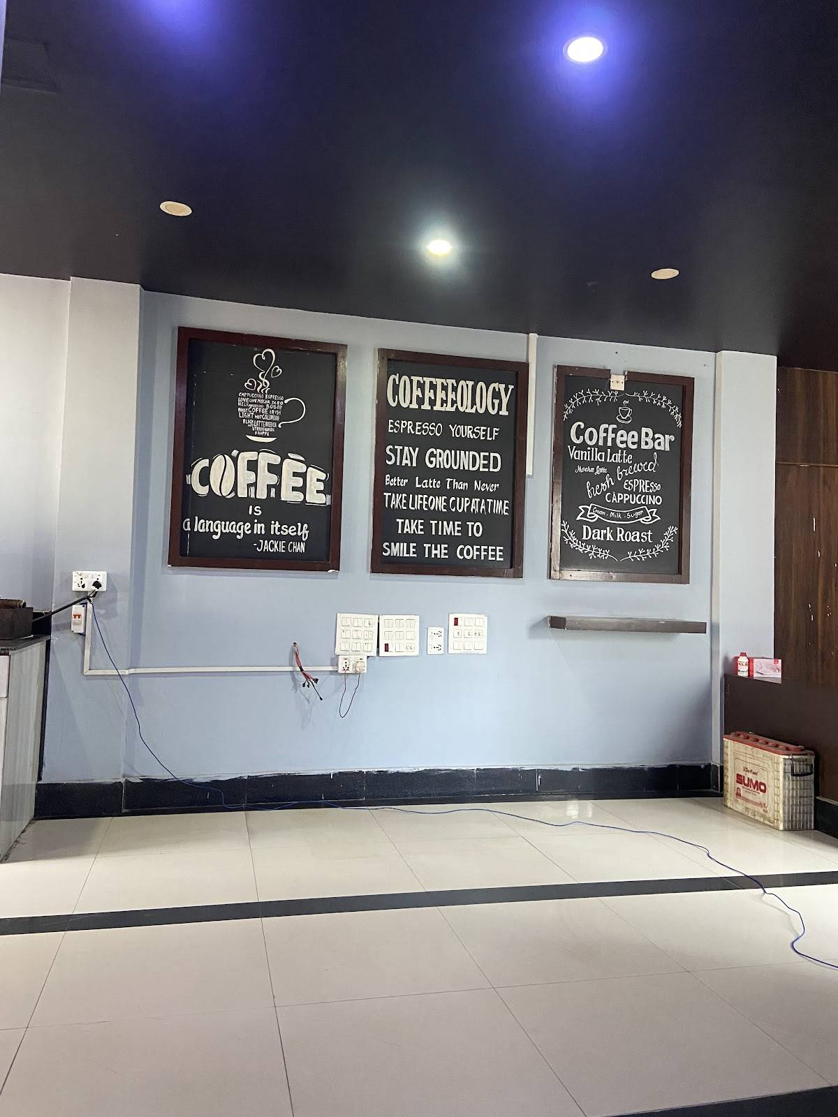Everest Java House & barista training house меню