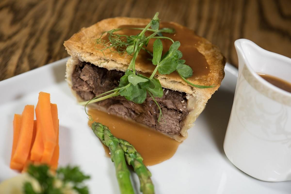 Golden Lion Hotel & Restaurant, Easenhall меню