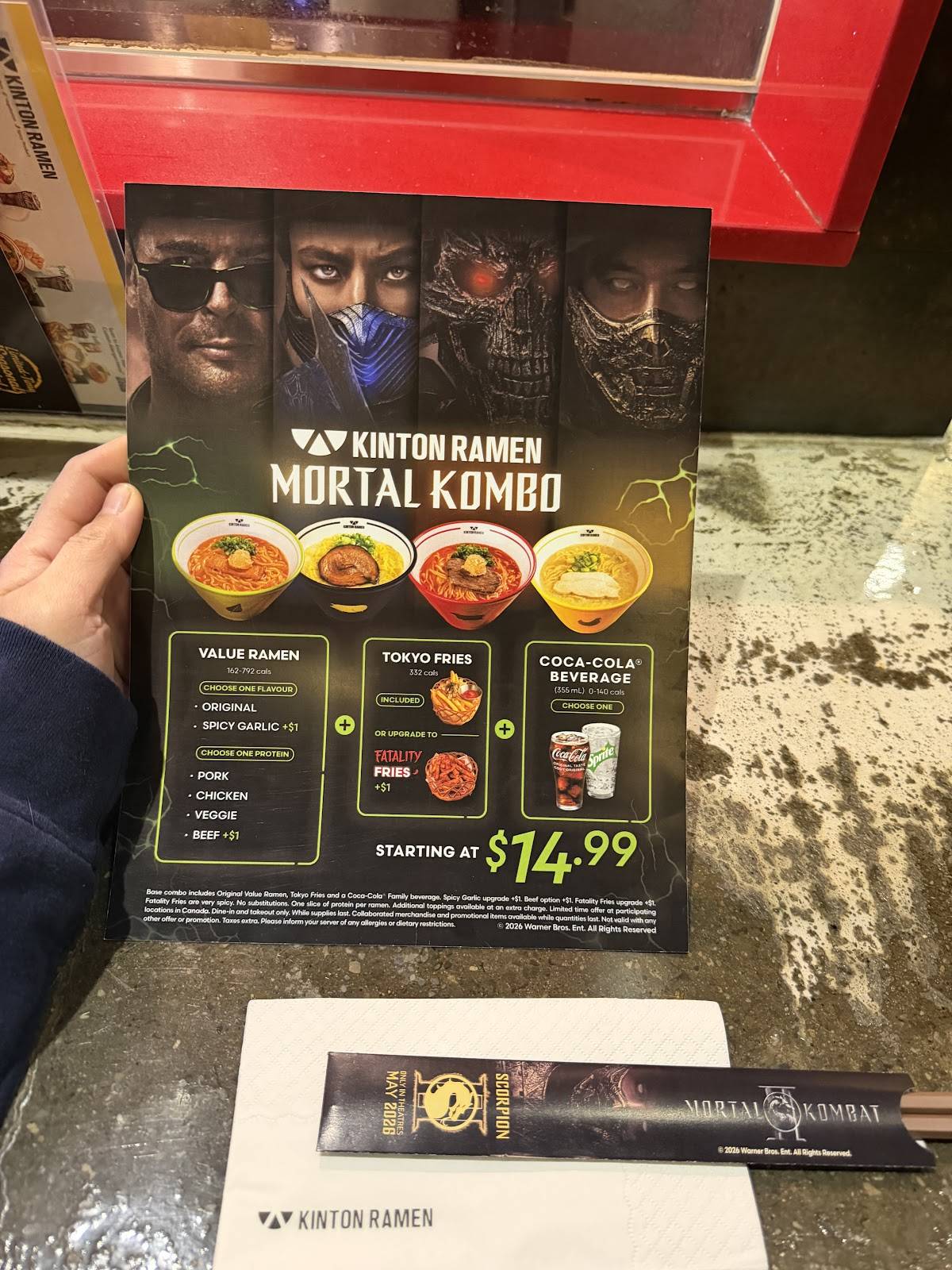 KINTON RAMEN QUEEN & SPADINA меню