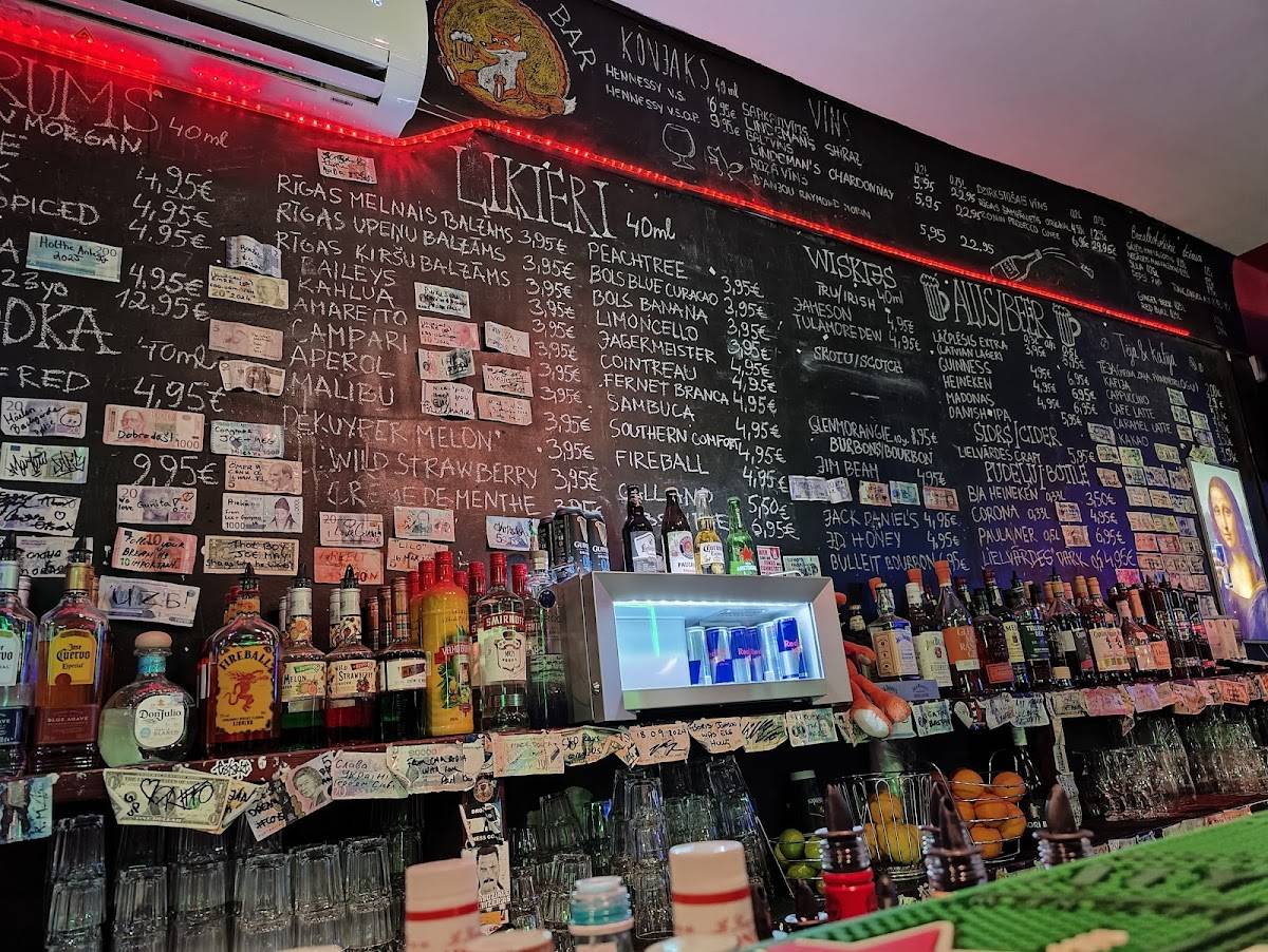 FUNNY FOX SPORTS, KARAOKE PUB/BAR меню