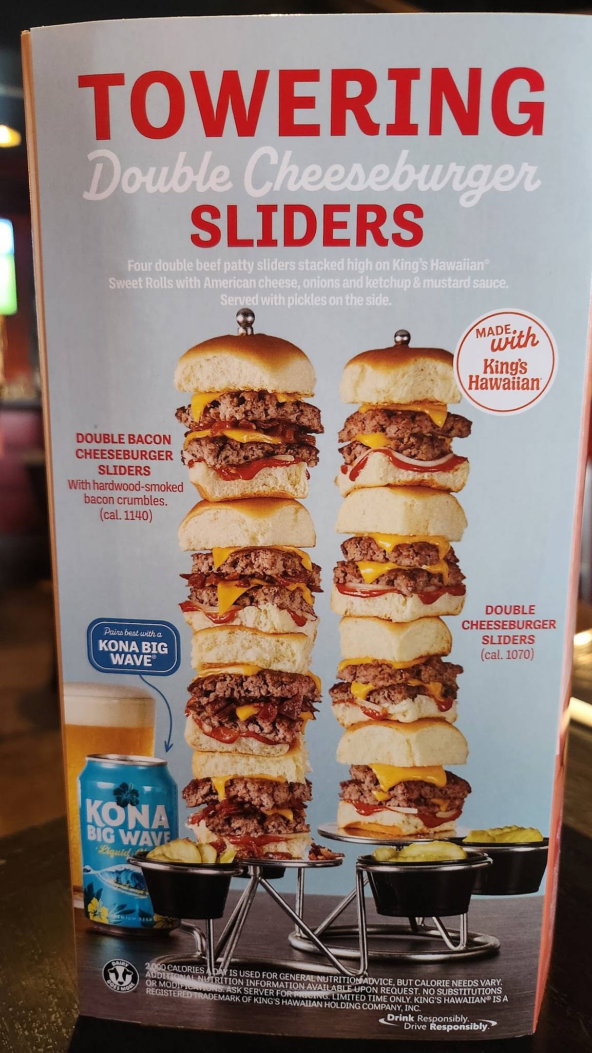 Red Robin Gourmet Burgers and Brews меню