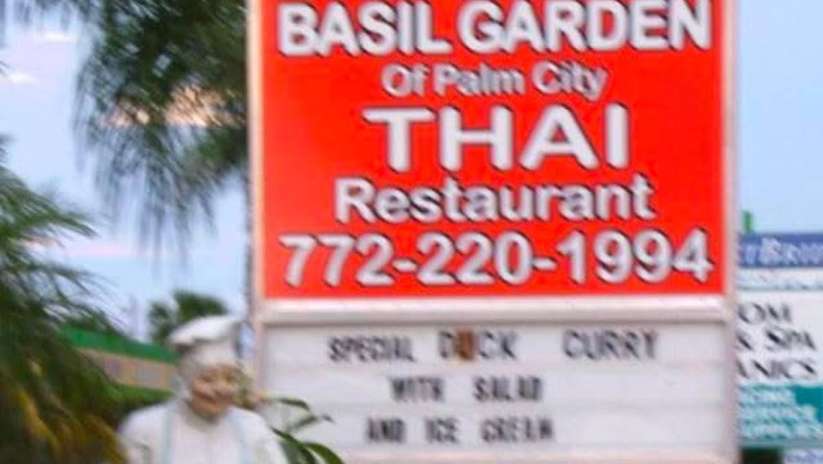 Basil Garden of Palm City меню