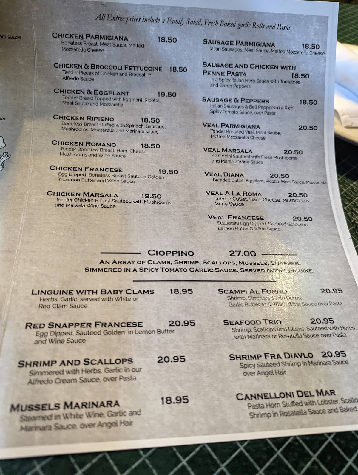 Provino's Italian Restaurant меню