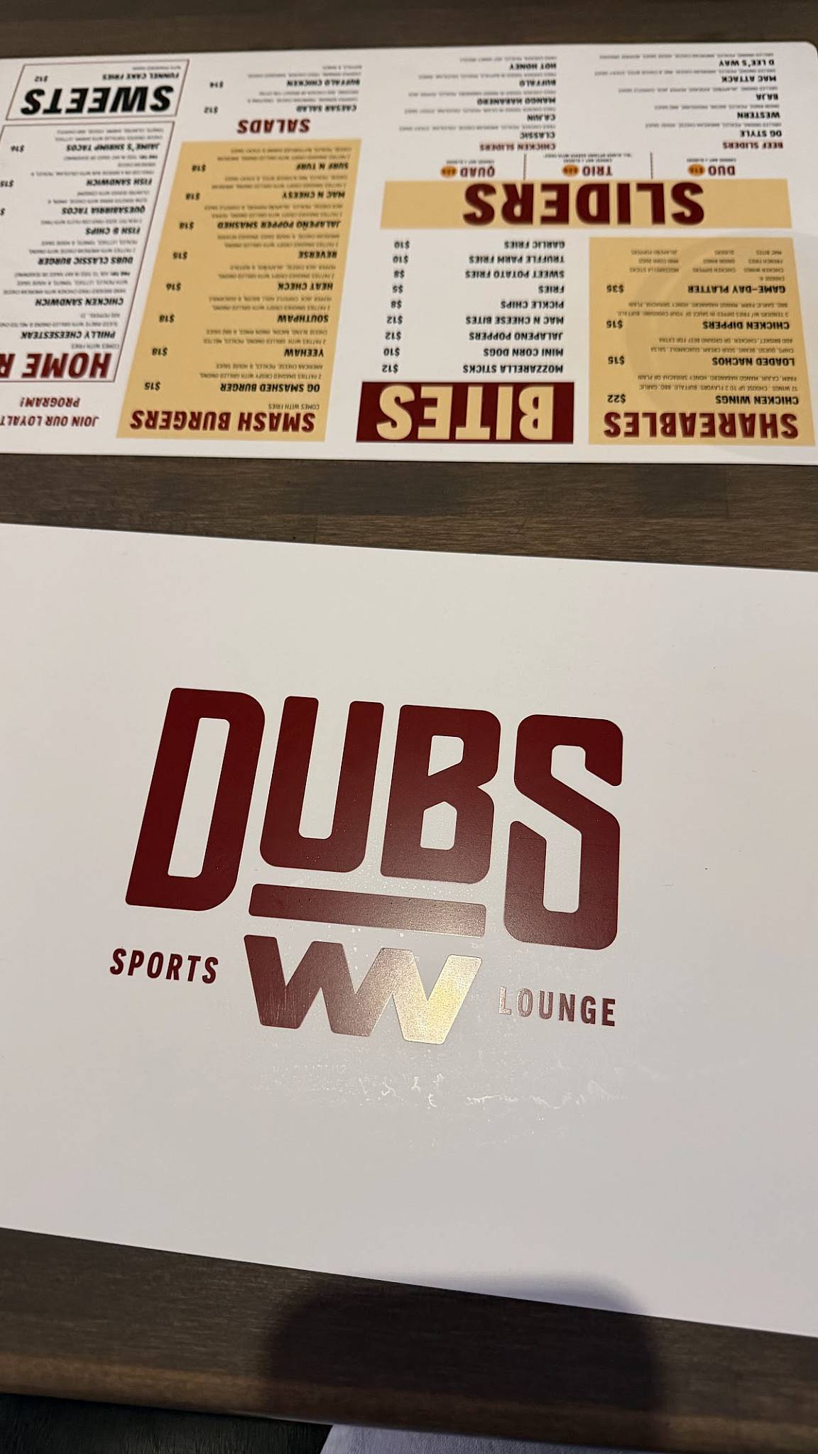 Dubs Sports Lounge меню