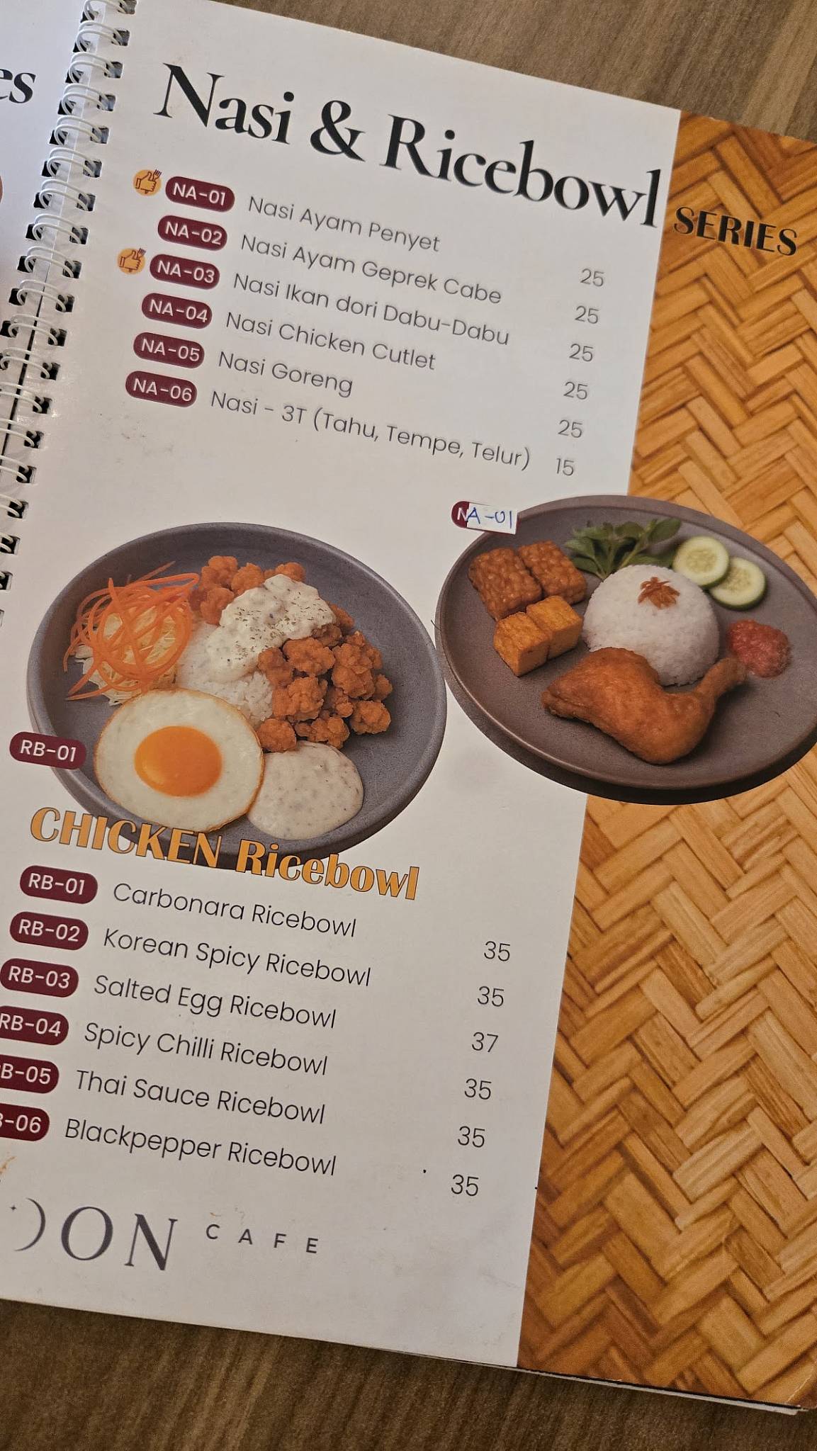 Moon Cafe меню