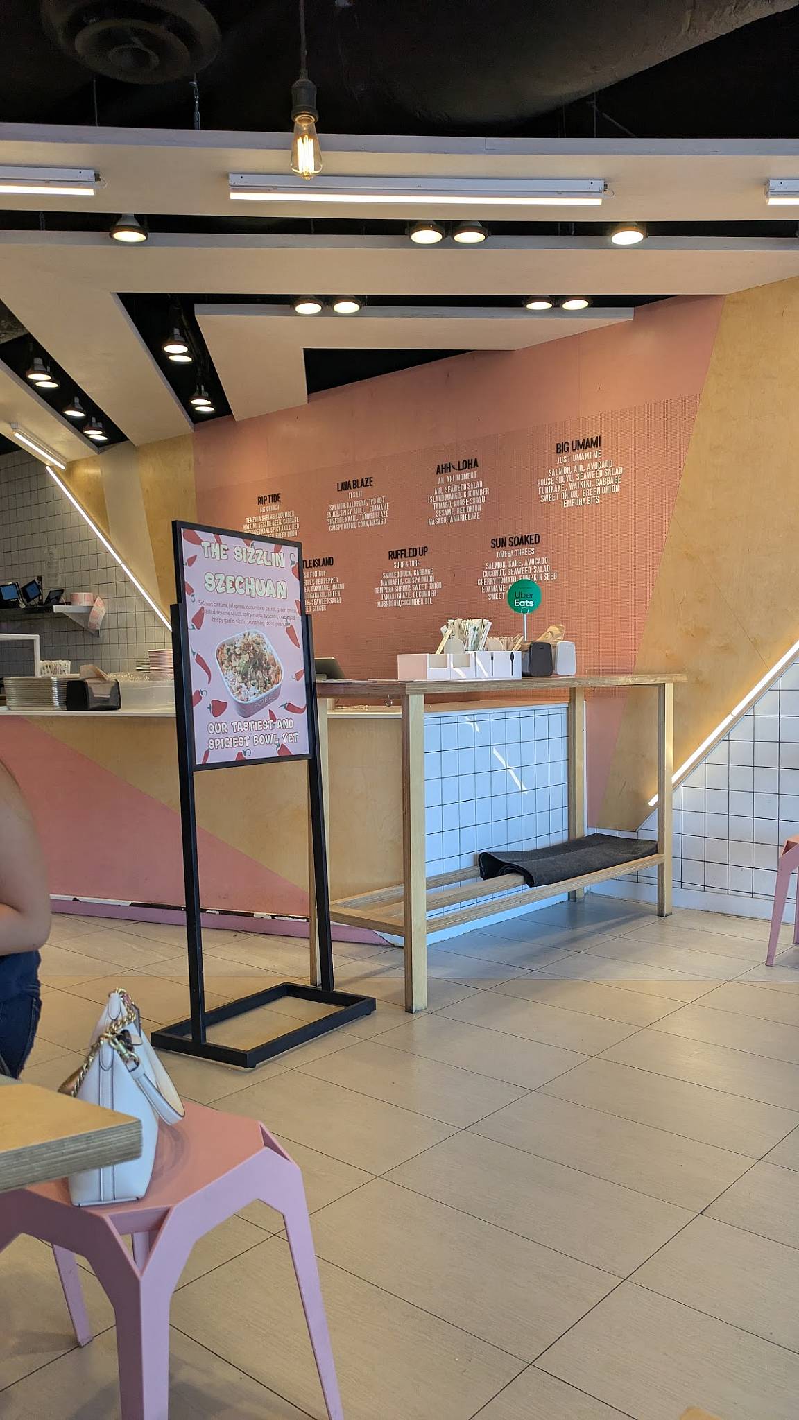 The Poke Box меню