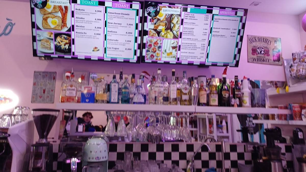 Retró Diner Cafe меню