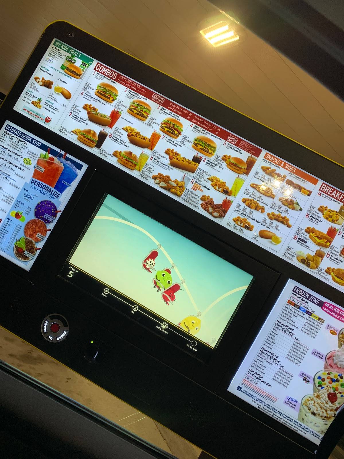 Sonic Drive-In меню