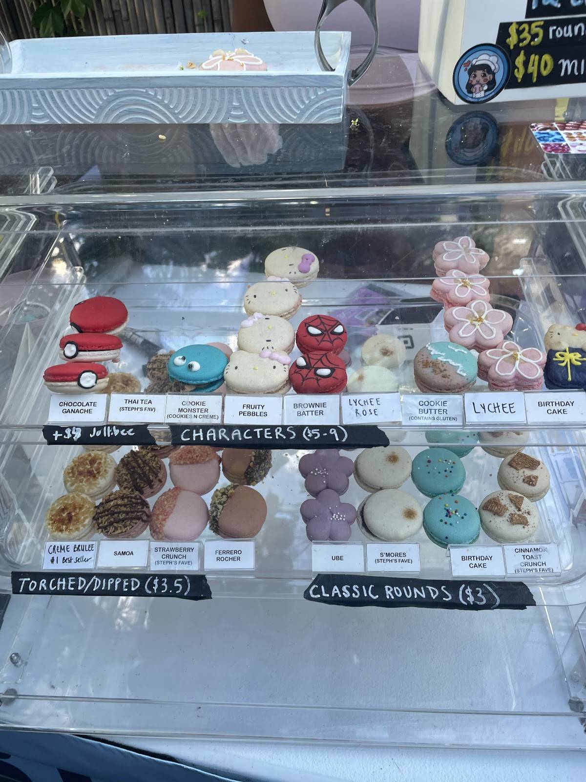 Steph's Macarons меню