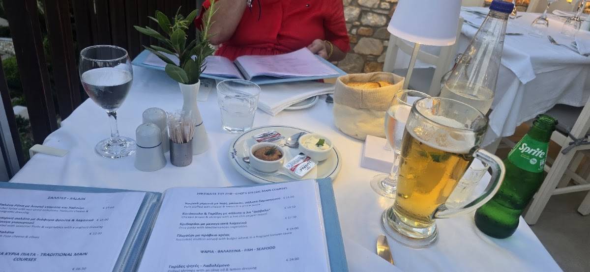 The View Restaurant меню