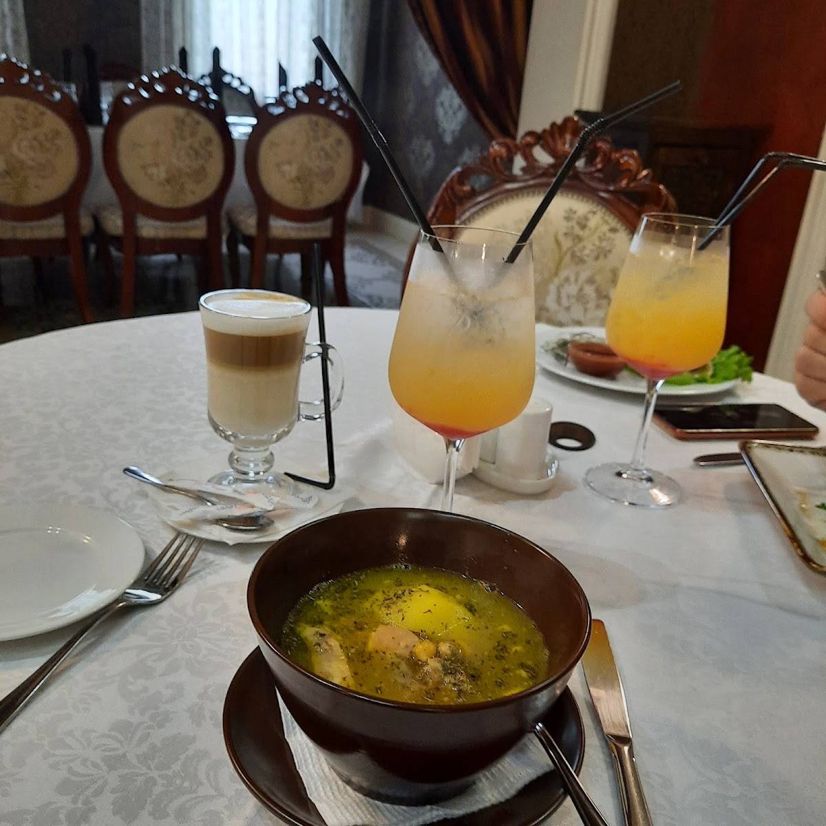 У Гусейна меню