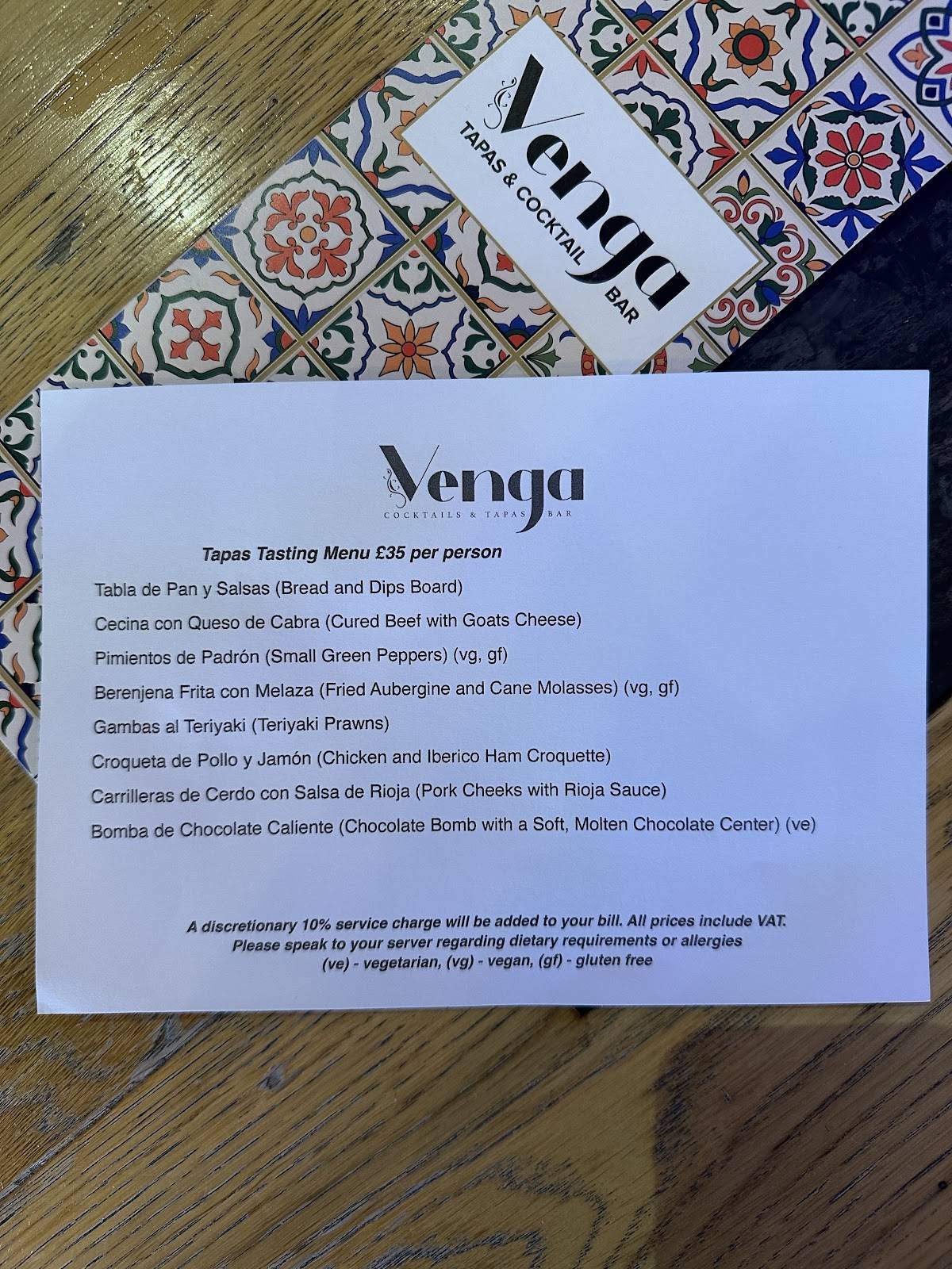 Venga Cocktails & Tapas Bar меню