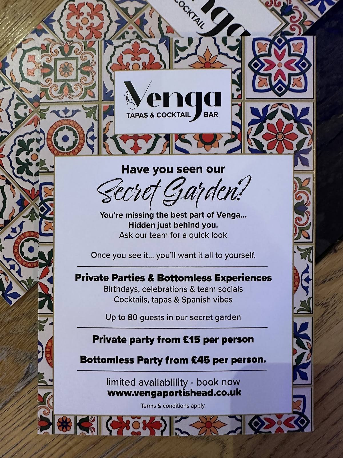 Venga Cocktails & Tapas Bar меню