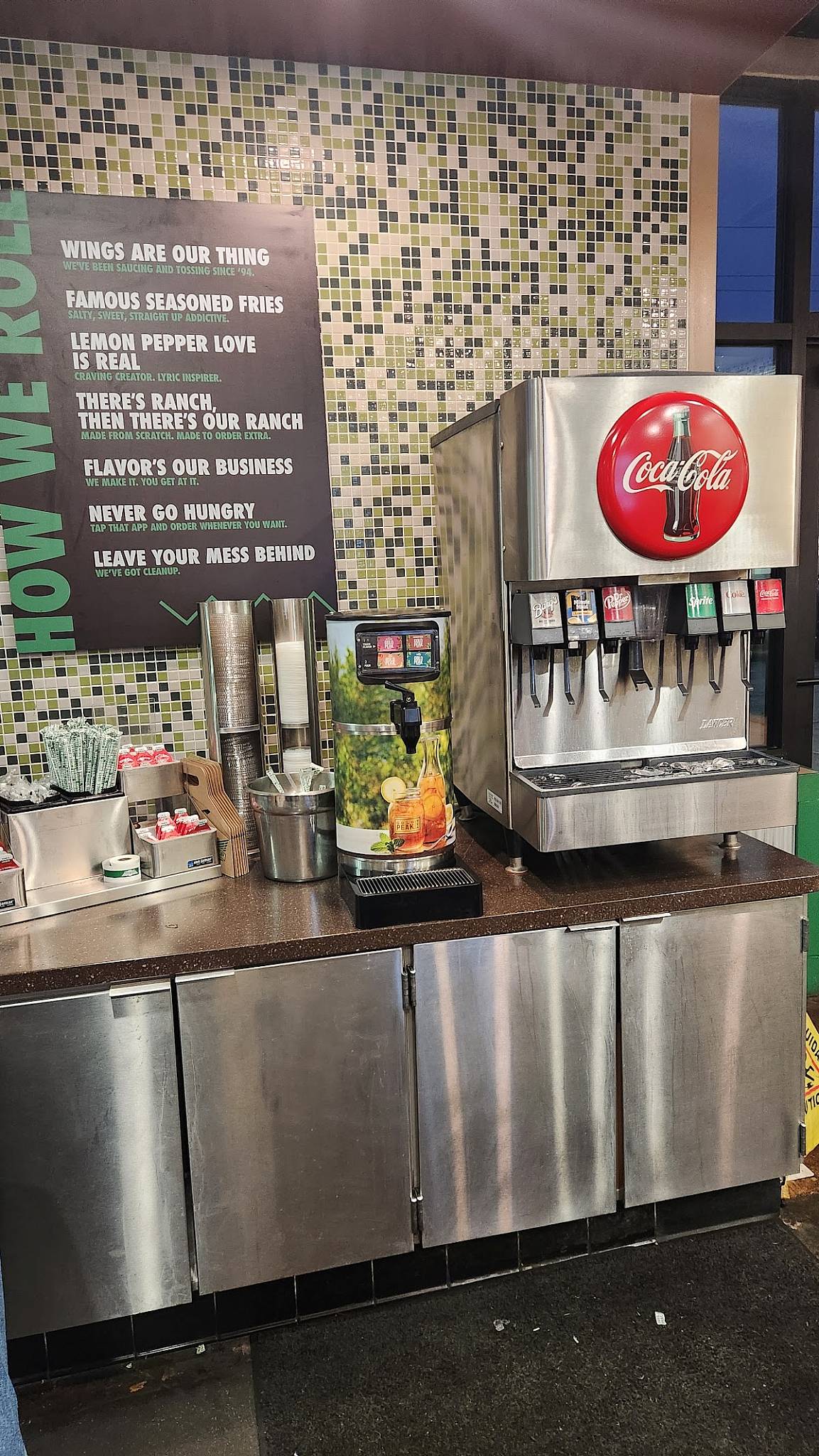 Wingstop меню