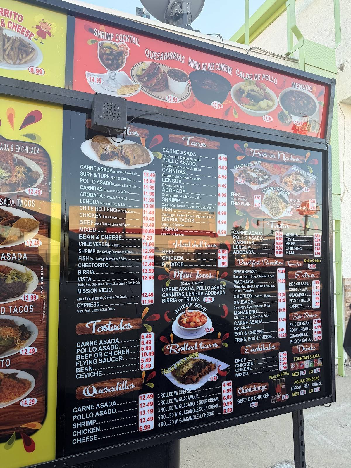 Albertaco's Mexican Food меню
