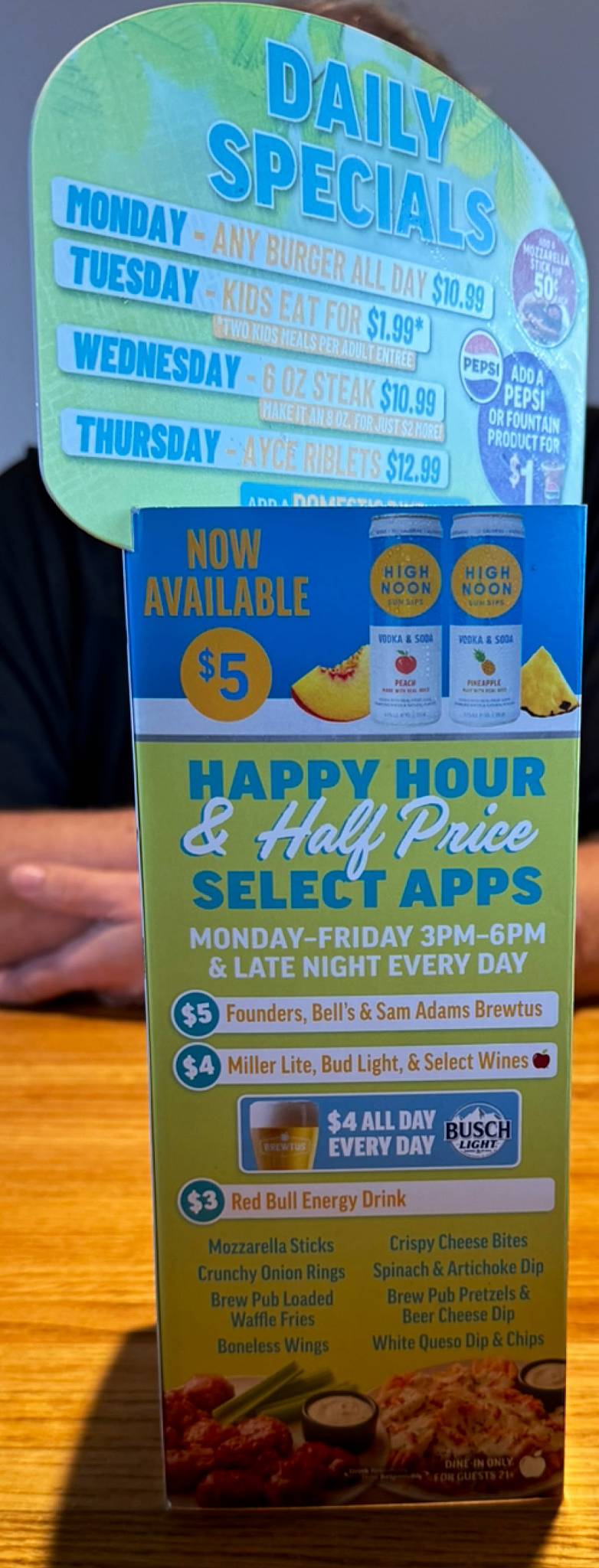 Applebee's Grill + Bar меню