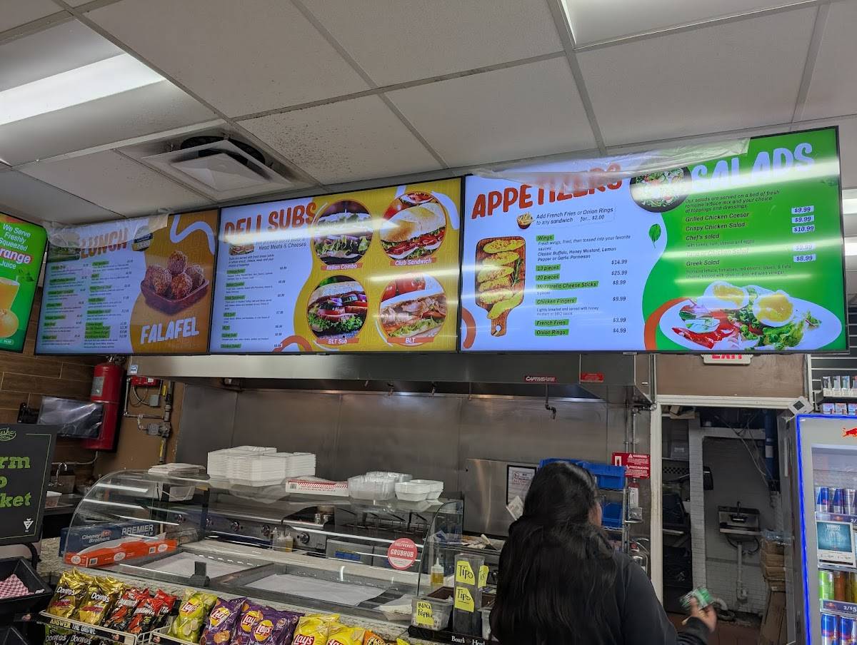 Bobby's Market & Grill меню