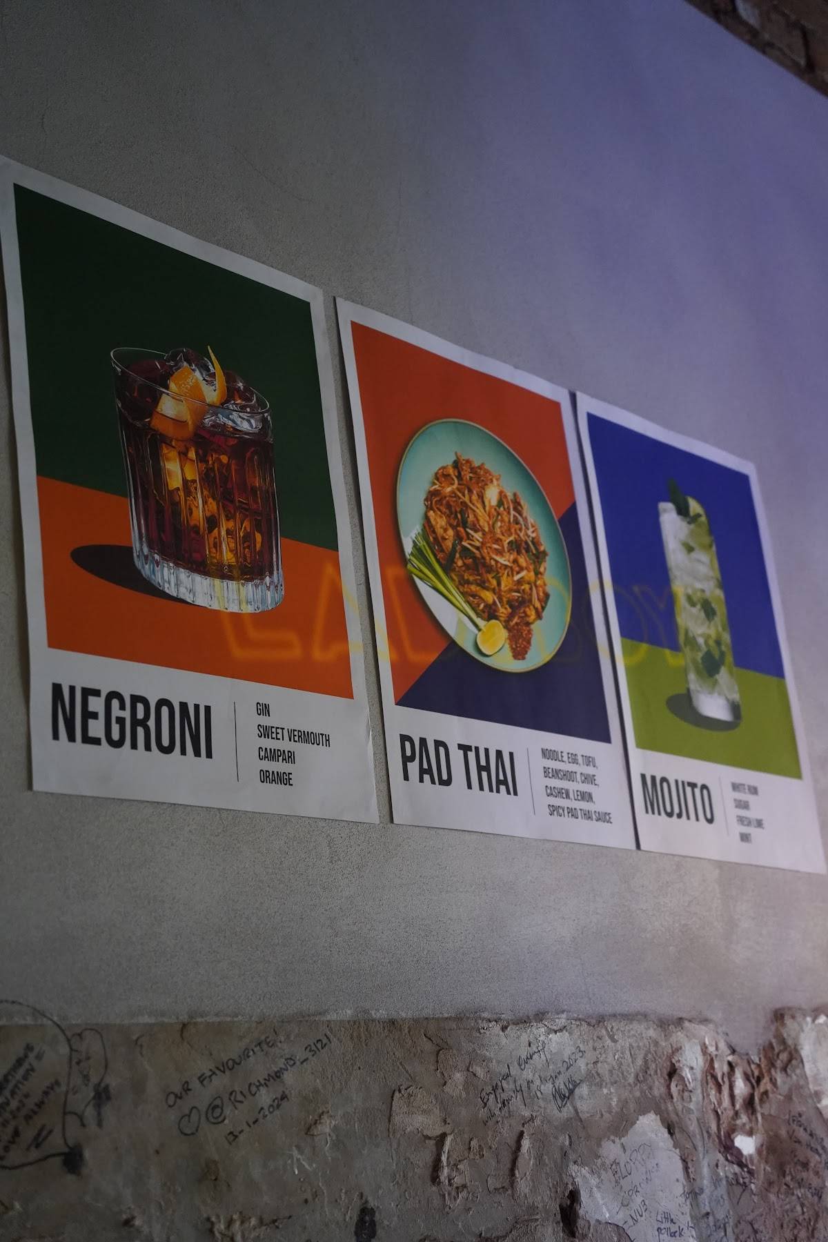 Ladyboy Dining & Bar меню