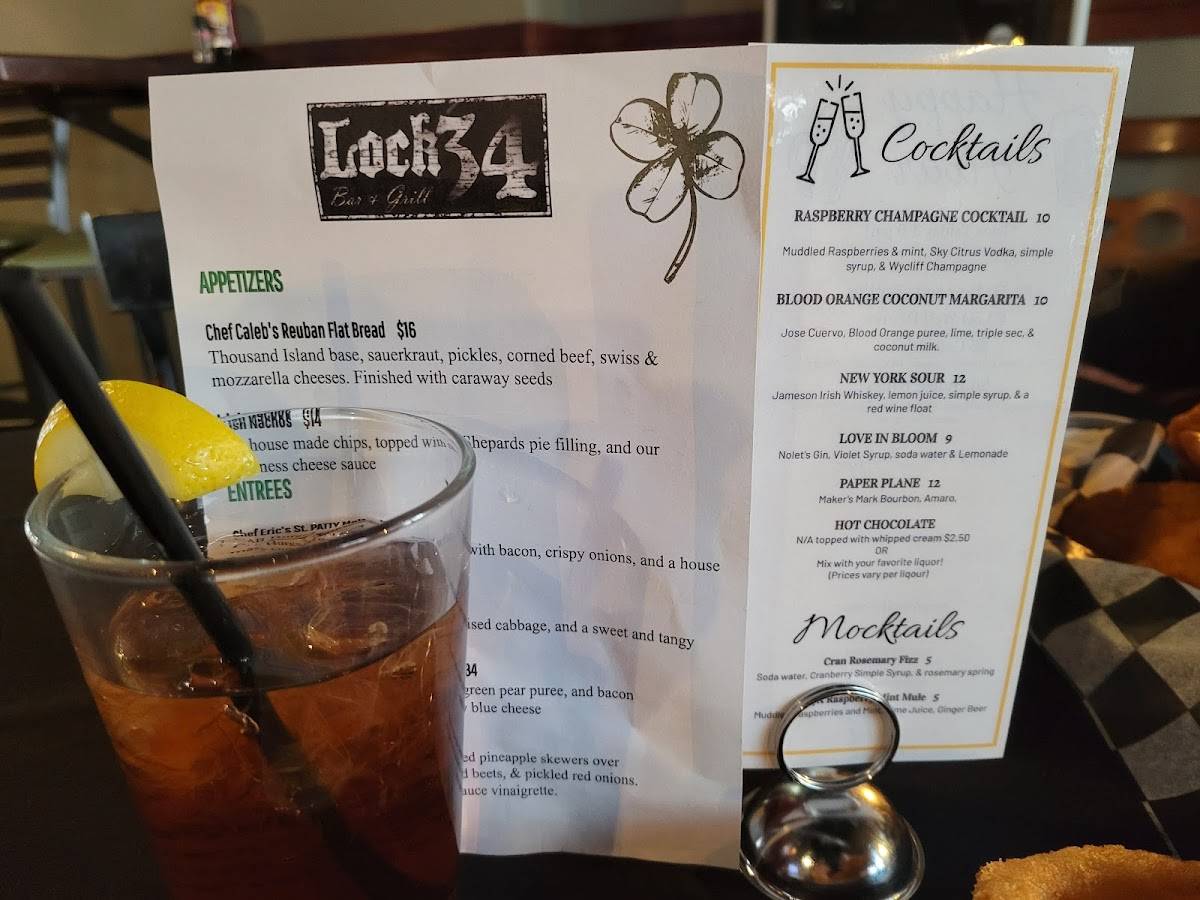 Lock 34 Bar & Grill меню