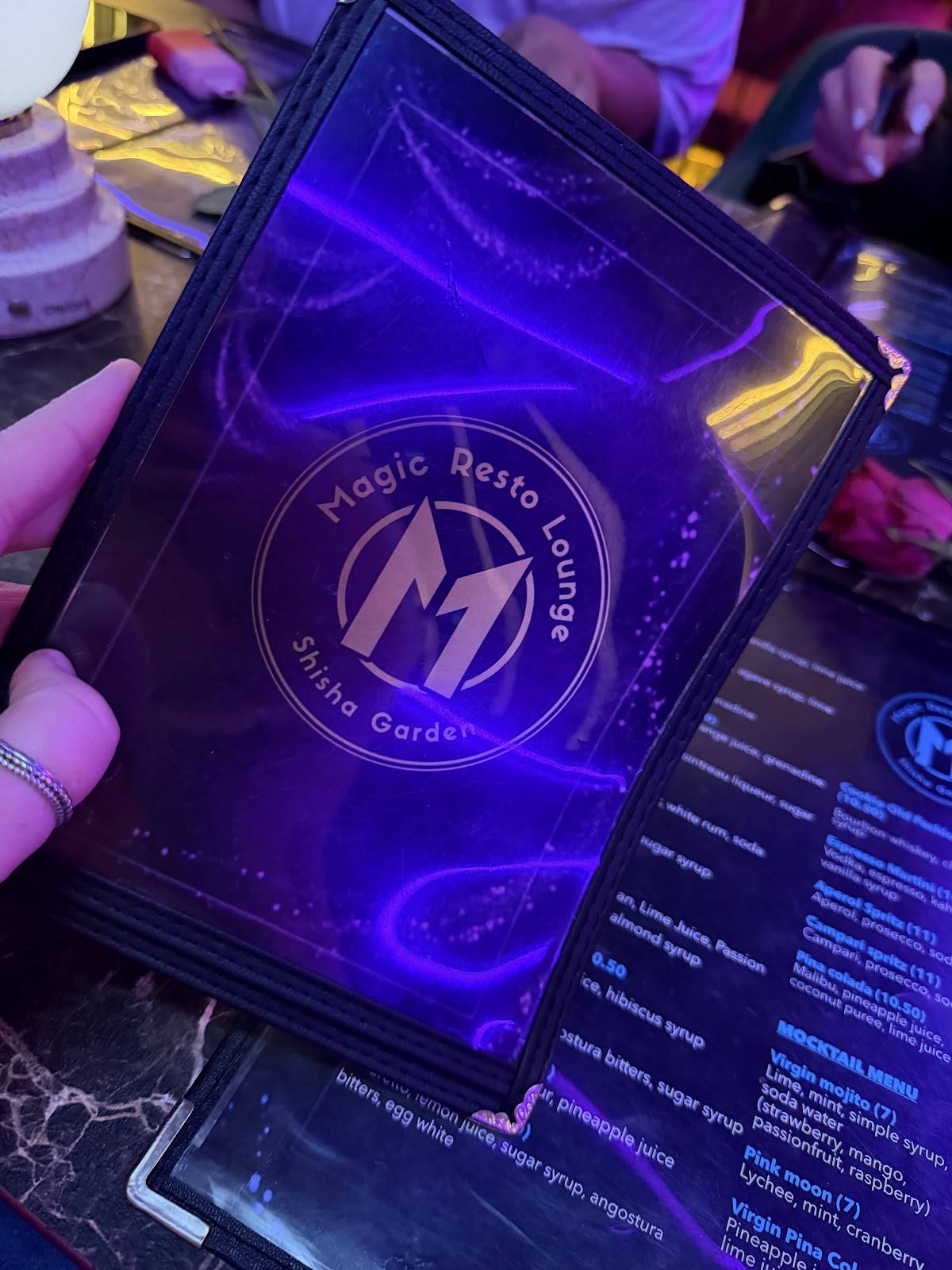 Magic Shisha Lounge & Restaurant меню