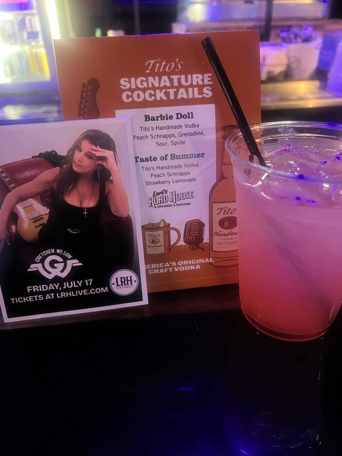 Lori's Roadhouse меню